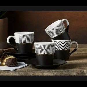 4 Tabletops Gallery Italianate Demitasse Espresso Cups Plates modern geometric